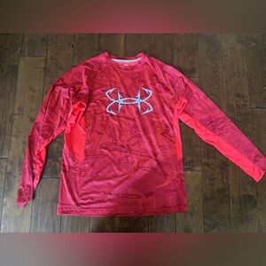 LG Red and Gray Athletic Shirt Under Armour Loose Heat Gear